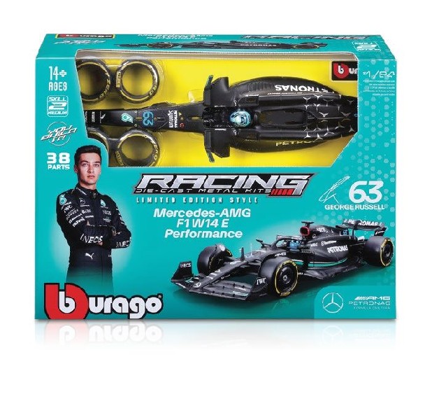 Bburago 1/24 Race F1 Mercedes W14 Kit w/helmet (2023) (Russell)
