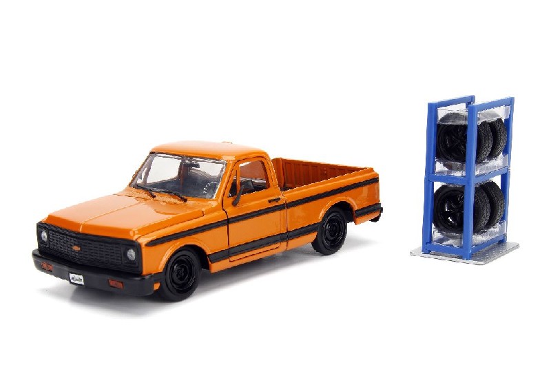 Jada 1/24 "Just Trucks" - 1972 Chevy Cheyenne Pickup w/ Rack