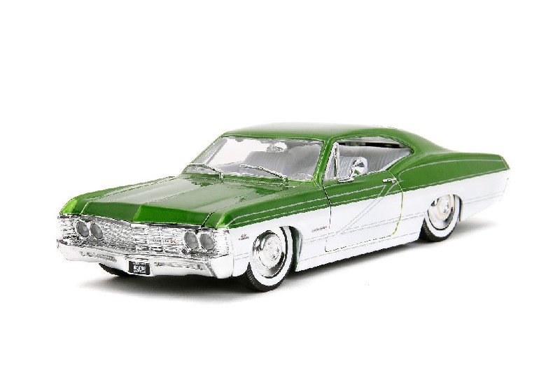 Jada 1/24 "BIGTIME Muscle" 1967 Chevy Impala 2-Door