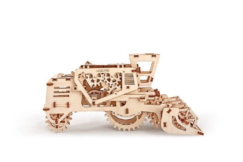 UGears Combine Harvester - 154 pieces (Easy)